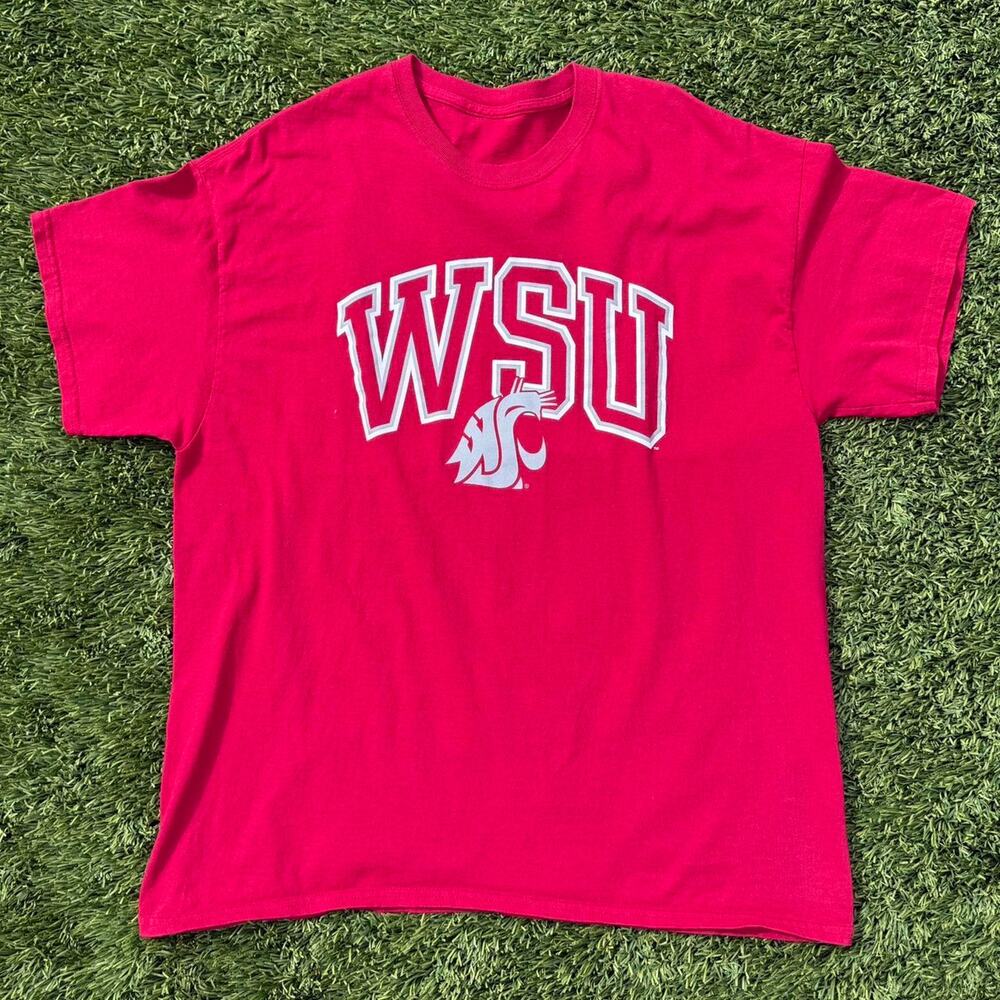 Washing state university red graphic